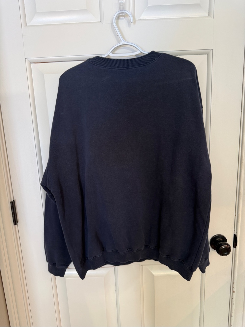 Warner Bros Studio Store Looney Tunes Crewneck Sweatshirt XL 25430 - Picture 7 of 9